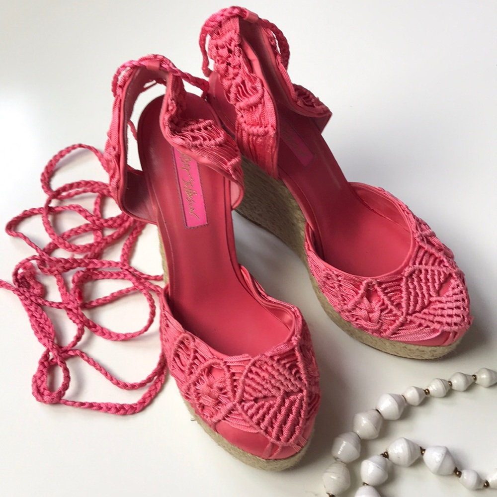 Betsy Johnson espadrille wedge Lace Up 7.5 Pink